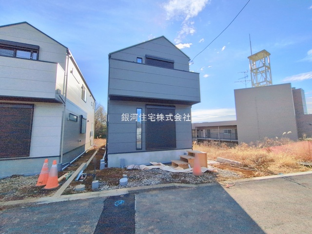 G00385837 神奈川県川崎市麻生区片平３丁目 新築一戸建て 5180万円 土地面積108.53m² (約32.83坪) 建物面積96.67m² (約29.24坪) 間取り３ＬＤＫ 築年月2025年12月(築１年以内)【外観10】