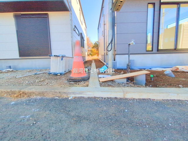 G00385837 神奈川県川崎市麻生区片平３丁目 新築一戸建て 5180万円 土地面積108.53m² (約32.83坪) 建物面積96.67m² (約29.24坪) 間取り３ＬＤＫ 築年月2025年12月(築１年以内)【外観17】