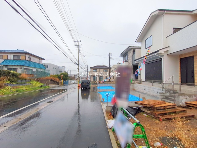 G00385851 千葉県市川市北方町４丁目 新築一戸建て 4999万円 土地面積134.12m² (約40.57坪) 建物面積104.95m² (約31.74坪) 間取り３ＬＤＫ 築年月2025年12月(築１年以内)【外観7】