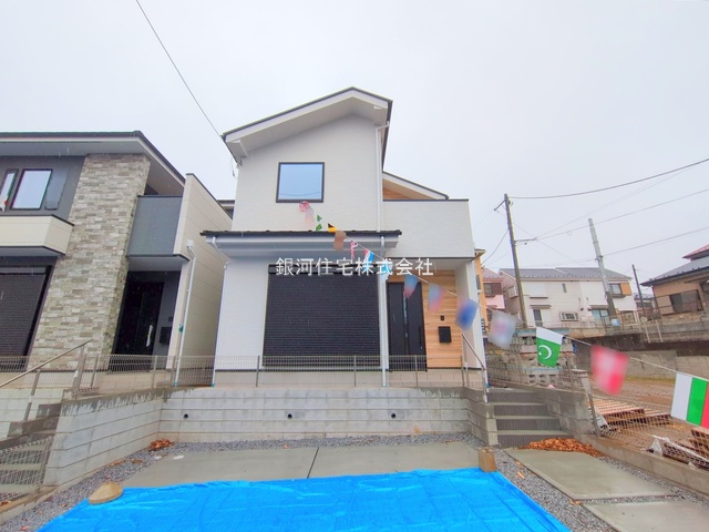 G00385851 千葉県市川市北方町４丁目 新築一戸建て 4999万円 土地面積134.12m² (約40.57坪) 建物面積104.95m² (約31.74坪) 間取り３ＬＤＫ 築年月2025年12月(築１年以内)【外観15】