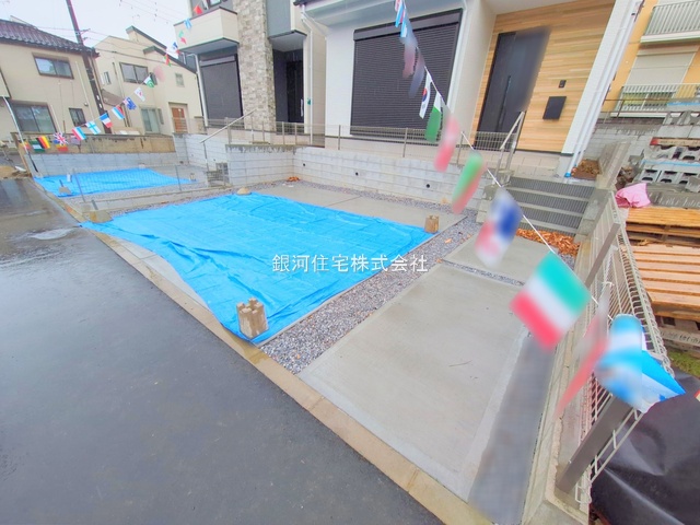 G00385851 千葉県市川市北方町４丁目 新築一戸建て 4999万円 土地面積134.12m² (約40.57坪) 建物面積104.95m² (約31.74坪) 間取り３ＬＤＫ 築年月2025年12月(築１年以内)【外観17】