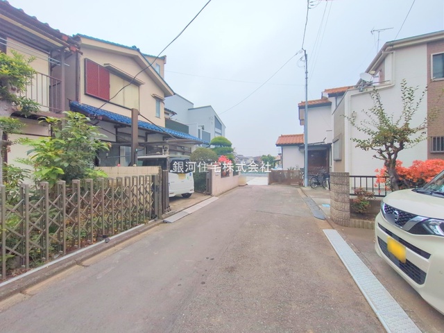 G00385872 埼玉県富士見市関沢３丁目 新築一戸建て 4280万円 土地面積131.97m² (約39.92坪) 建物面積104.75m² (約31.68坪) 間取り３ＳＬＤＫ 築年月2025年12月(築１年以内)【外観3】