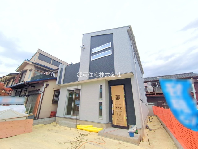 G00385872 埼玉県富士見市関沢３丁目 新築一戸建て 4280万円 土地面積131.97m² (約39.92坪) 建物面積104.75m² (約31.68坪) 間取り３ＳＬＤＫ 築年月2025年12月(築１年以内)【外観4】