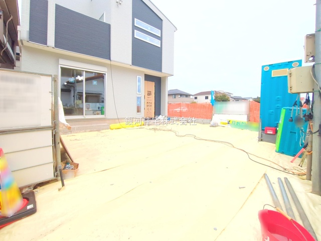 G00385872 埼玉県富士見市関沢３丁目 新築一戸建て 4280万円 土地面積131.97m² (約39.92坪) 建物面積104.75m² (約31.68坪) 間取り３ＳＬＤＫ 築年月2025年12月(築１年以内)【外観9】