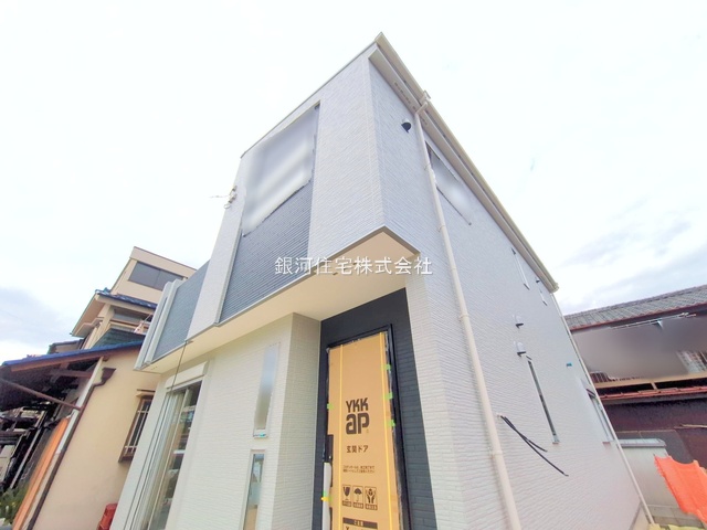 G00385872 埼玉県富士見市関沢３丁目 新築一戸建て 4280万円 土地面積131.97m² (約39.92坪) 建物面積104.75m² (約31.68坪) 間取り３ＳＬＤＫ 築年月2025年12月(築１年以内)【外観17】
