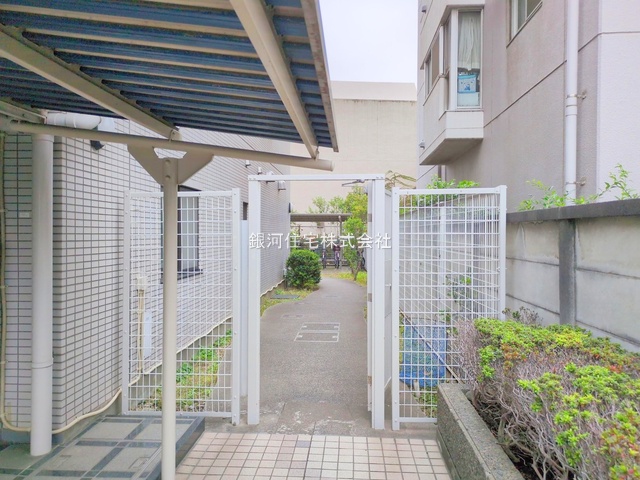 G00385883 東京都足立区東和５丁目 中古マンション 4580万円 専有面積62.42m² (約18.88坪) 間取り３ＬＤＫ 所在階7階 築年月1989年12月(築36年)【外観10】