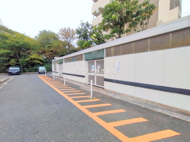 G00385884 東京都品川区八潮５丁目 中古マンション 4780万円 専有面積79.68m² (約24.10坪) 間取り３ＬＤＫ 所在階5階 築年月1984年03月(築41年)【外観10】