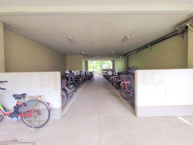 G00385884 東京都品川区八潮５丁目 中古マンション 4780万円 専有面積79.68m² (約24.10坪) 間取り３ＬＤＫ 所在階5階 築年月1984年03月(築41年)【外観13】