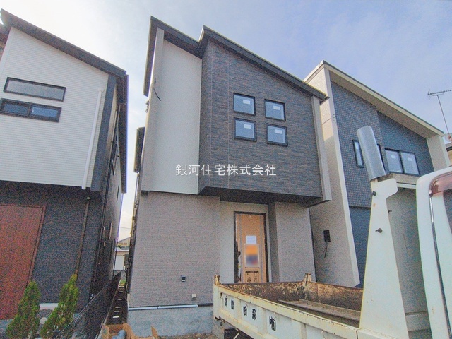 G00385888 神奈川県小田原市曽比 新築一戸建て 3480万円 土地面積156.40m² (約47.31坪) 建物面積99.54m² (約30.11坪) 間取り３ＬＤＫ 築年月2026年02月【外観2】