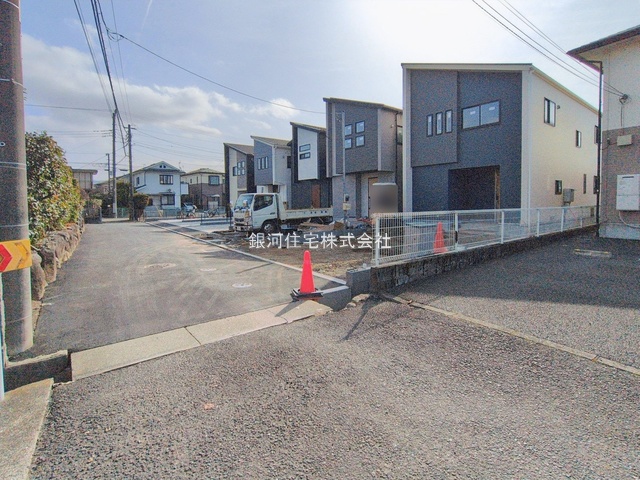 G00385888 神奈川県小田原市曽比 新築一戸建て 3480万円 土地面積156.40m² (約47.31坪) 建物面積99.54m² (約30.11坪) 間取り３ＬＤＫ 築年月2026年02月【外観3】