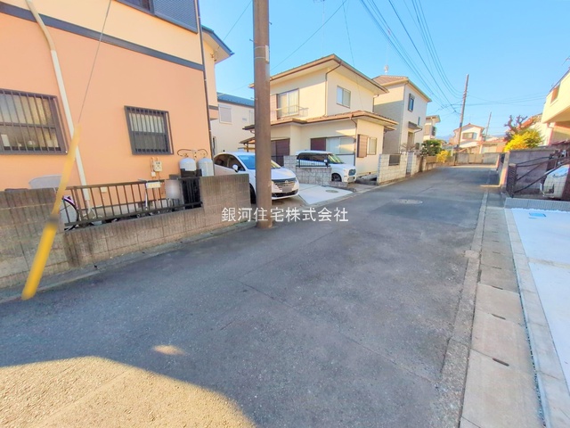 G00385896 神奈川県相模原市中央区上溝 新築一戸建て 3780万円 土地面積102.57m² (約31.02坪) 建物面積101.04m² (約30.56坪) 間取り４ＬＤＫ 築年月2025年11月(築１年以内)【外観8】