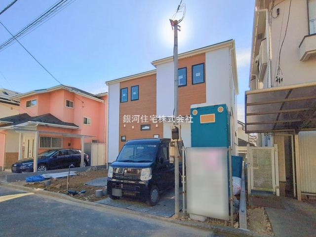 G00385951 神奈川県横浜市金沢区釜利谷東３丁目 新築一戸建て 5490万円 土地面積145.17m² (約43.91坪) 建物面積109.30m² (約33.06坪) 間取り４ＬＤＫ 築年月2026年02月【外観2】