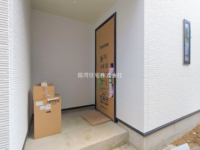 G00385952 神奈川県横浜市港南区笹下７丁目 新築一戸建て 5990万円 土地面積150.72m² (約45.59坪) 建物面積109.30m² (約33.06坪) 間取り４ＬＤＫ 築年月2026年02月【外観6】