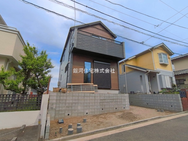 G00386005 神奈川県横浜市金沢区片吹 新築一戸建て 5999万円 土地面積130.78m² (約39.56坪) 建物面積103.09m² (約31.18坪) 間取り４ＬＤＫ 築年月2026年05月(築１年以内)【外観17】