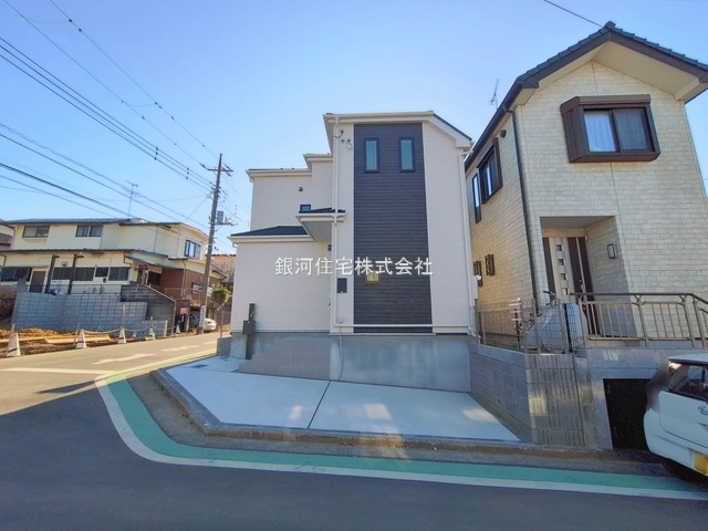 G00386026 神奈川県横浜市戸塚区南舞岡４丁目 新築一戸建て 4790万円 土地面積104.51m² (約31.61坪) 建物面積83.42m² (約25.23坪) 間取り３ＬＤＫ 築年月2025年12月(築１年以内)【外観13】