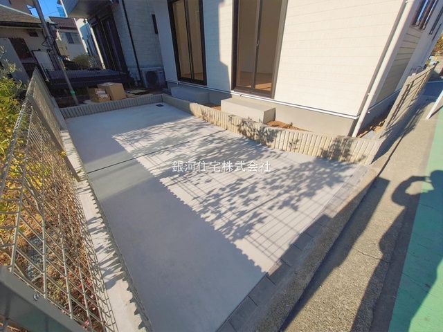 G00386026 神奈川県横浜市戸塚区南舞岡４丁目 新築一戸建て 4790万円 土地面積104.51m² (約31.61坪) 建物面積83.42m² (約25.23坪) 間取り３ＬＤＫ 築年月2025年12月(築１年以内)【外観15】