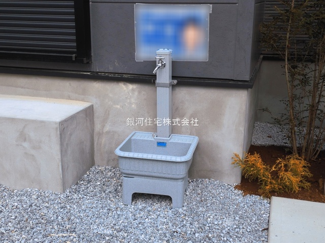 G00386030 埼玉県越谷市宮本町３丁目 新築一戸建て 5490万円 土地面積142.84m² (約43.20坪) 建物面積106.63m² (約32.25坪) 間取り３ＬＤＫ 築年月2026年03月【外観4】