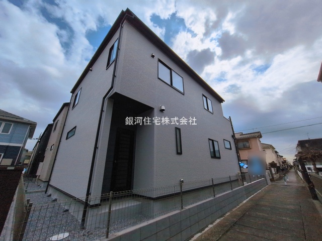 G00386030 埼玉県越谷市宮本町３丁目 新築一戸建て 5490万円 土地面積142.84m² (約43.20坪) 建物面積106.63m² (約32.25坪) 間取り３ＬＤＫ 築年月2026年03月【外観10】