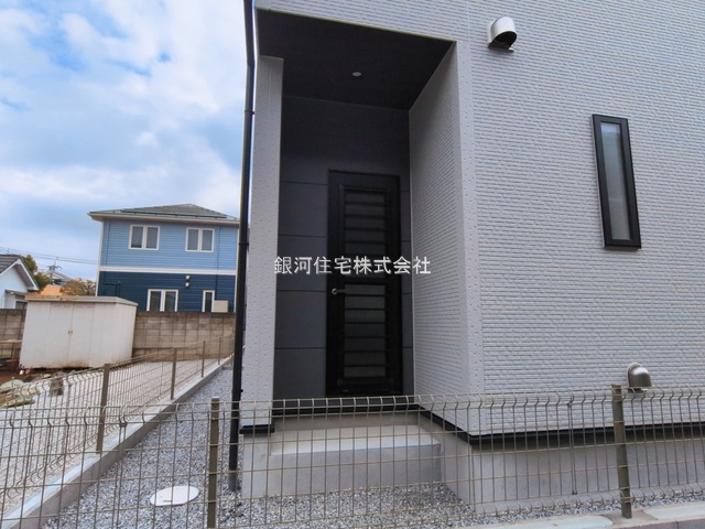 G00386030 埼玉県越谷市宮本町３丁目 新築一戸建て 5490万円 土地面積142.84m² (約43.20坪) 建物面積106.63m² (約32.25坪) 間取り３ＬＤＫ 築年月2026年03月【外観11】