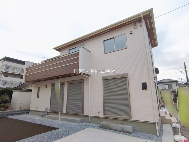 G00386033 埼玉県鴻巣市天神５丁目 新築一戸建て 3890万円 土地面積164.51m² (約49.76坪) 建物面積103.92m² (約31.43坪) 間取り４ＬＤＫ 築年月2026年02月【外観12】