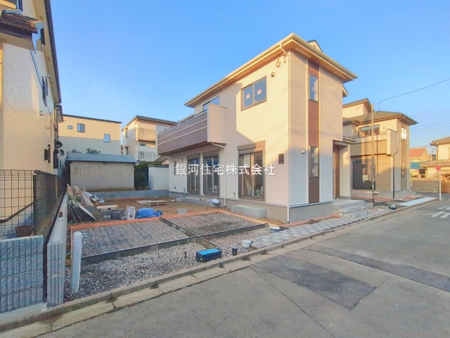 G00386033 埼玉県鴻巣市天神５丁目 新築一戸建て 3890万円 土地面積164.51m² (約49.76坪) 建物面積103.92m² (約31.43坪) 間取り４ＬＤＫ 築年月2026年02月【外観15】