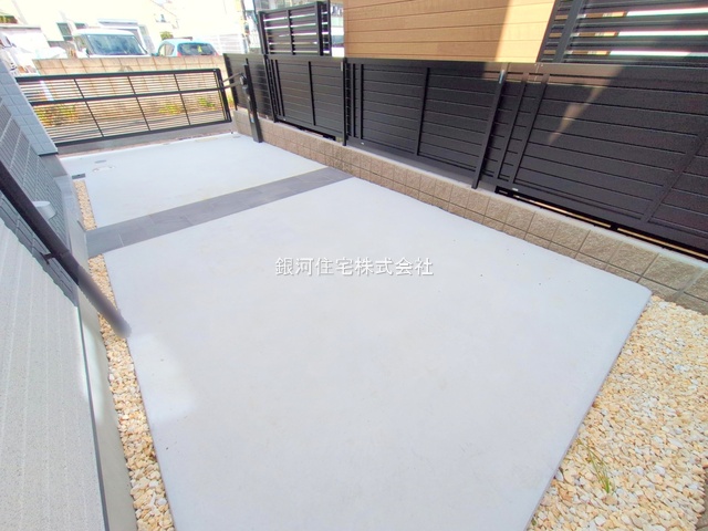 G00386034 東京都武蔵野市八幡町１丁目 新築一戸建て 8190万円 土地面積88.94m² (約26.90坪) 建物面積74.44m² (約22.51坪) 間取り３ＬＤＫ 築年月2025年06月(築１年以内)【外観5】