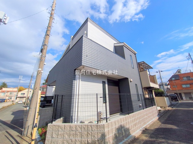 G00386034 東京都武蔵野市八幡町１丁目 新築一戸建て 8190万円 土地面積88.94m² (約26.90坪) 建物面積74.44m² (約22.51坪) 間取り３ＬＤＫ 築年月2025年06月(築１年以内)【外観13】