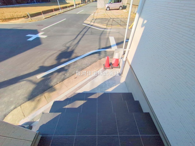 G00386045 東京都葛飾区東水元５丁目 新築一戸建て 4790万円 土地面積93.65m² (約28.32坪) 建物面積94.81m² (約28.68坪) 間取り４ＬＤＫ 築年月2025年10月(築１年以内)【外観7】