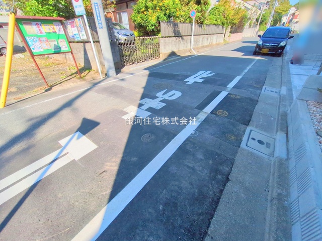 G00386045 東京都葛飾区東水元５丁目 新築一戸建て 4790万円 土地面積93.65m² (約28.32坪) 建物面積94.81m² (約28.68坪) 間取り４ＬＤＫ 築年月2025年10月(築１年以内)【外観12】