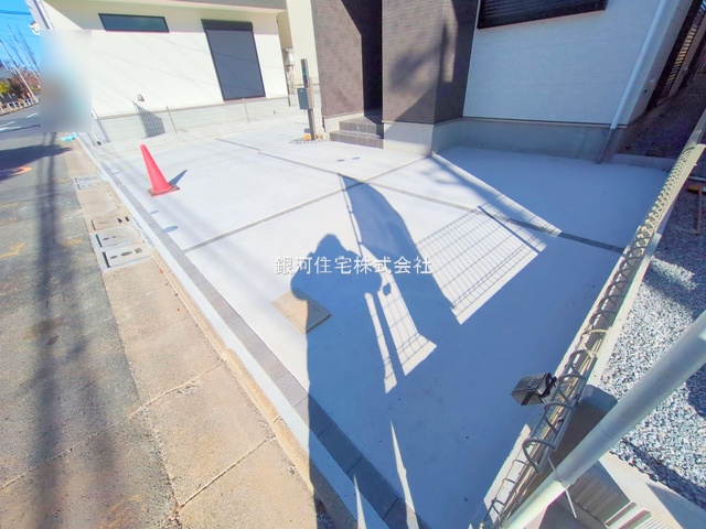 G00386048 東京都葛飾区東水元５丁目 新築一戸建て 4390万円 土地面積98.25m² (約29.72坪) 建物面積89.64m² (約27.11坪) 間取り３ＳＬＤＫ 築年月2025年10月(築１年以内)【外観8】