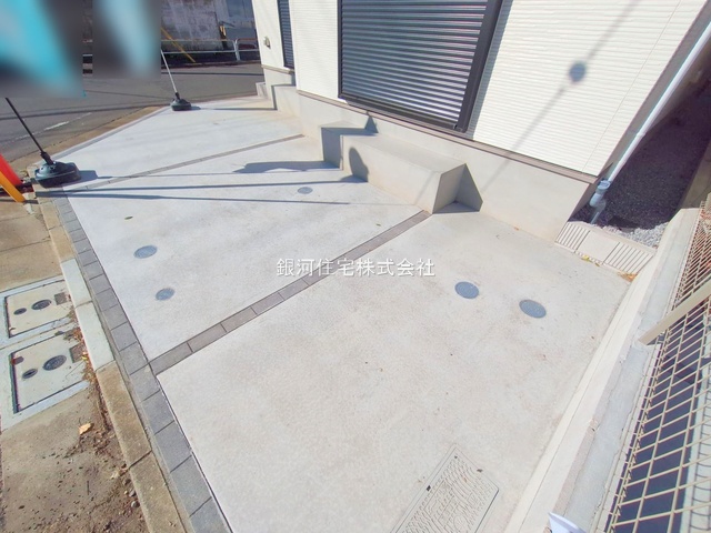 G00386049 東京都葛飾区東水元５丁目 新築一戸建て 4990万円 土地面積95.39m² (約28.85坪) 建物面積90.04m² (約27.23坪) 間取り４ＬＤＫ 築年月2025年10月(築１年以内)【外観9】