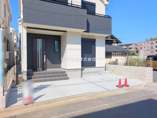 G00386051 東京都葛飾区東水元５丁目 新築一戸建て 4690万円 土地面積93.05m² (約28.14坪) 建物面積91.08m² (約27.55坪) 間取り４ＬＤＫ 築年月2025年10月(築１年以内)【外観4】