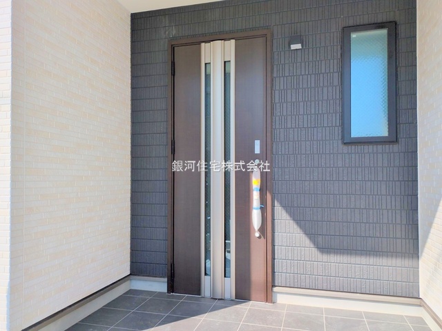 G00386051 東京都葛飾区東水元５丁目 新築一戸建て 4690万円 土地面積93.05m² (約28.14坪) 建物面積91.08m² (約27.55坪) 間取り４ＬＤＫ 築年月2025年10月(築１年以内)【外観8】