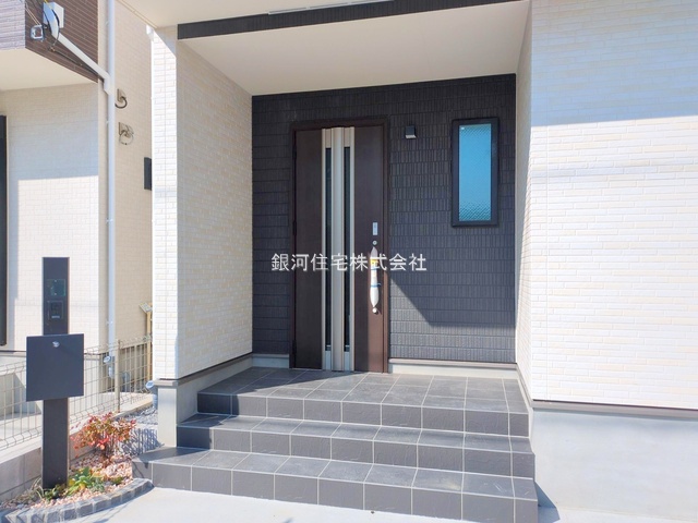 G00386051 東京都葛飾区東水元５丁目 新築一戸建て 4690万円 土地面積93.05m² (約28.14坪) 建物面積91.08m² (約27.55坪) 間取り４ＬＤＫ 築年月2025年10月(築１年以内)【外観9】