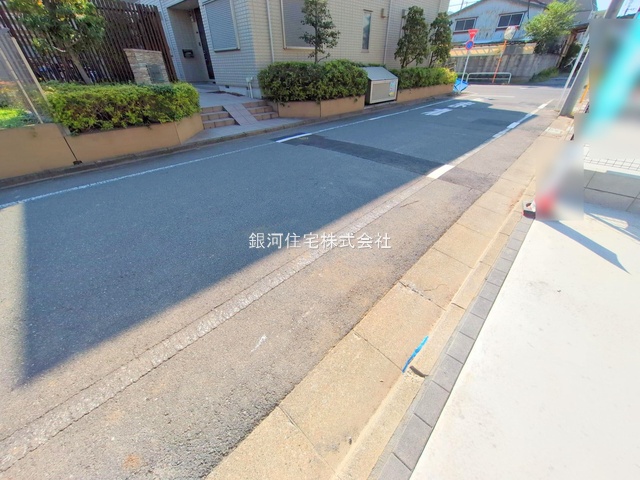 G00386051 東京都葛飾区東水元５丁目 新築一戸建て 4690万円 土地面積93.05m² (約28.14坪) 建物面積91.08m² (約27.55坪) 間取り４ＬＤＫ 築年月2025年10月(築１年以内)【外観12】