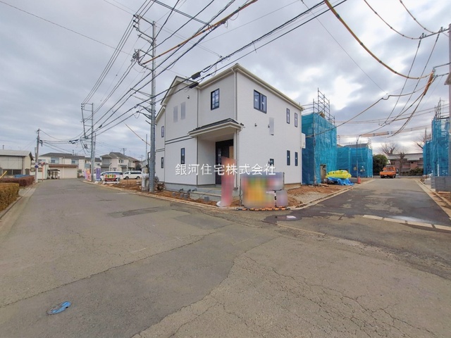 G00386060 埼玉県新座市石神４丁目 新築一戸建て 4090万円 土地面積100.04m² (約30.26坪) 建物面積88.39m² (約26.73坪) 間取り４ＬＤＫ 築年月2026年02月【外観12】