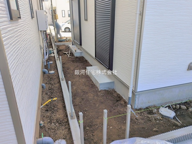 G00386061 埼玉県新座市石神４丁目 新築一戸建て 3890万円 土地面積100.04m² (約30.26坪) 建物面積87.77m² (約26.55坪) 間取り４ＬＤＫ 築年月2026年02月【外観13】