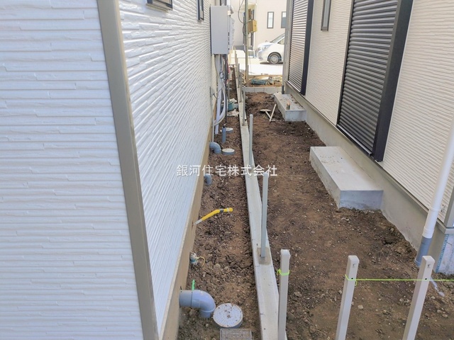 G00386062 埼玉県新座市石神４丁目 新築一戸建て 3490万円 土地面積100.07m² (約30.27坪) 建物面積85.50m² (約25.86坪) 間取り３ＳＬＤＫ 築年月2026年02月【外観10】