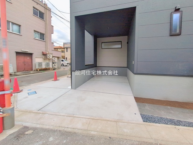 G00386067 埼玉県新座市石神３丁目 新築一戸建て 3880万円 土地面積89.84m² (約27.17坪) 建物面積97.60m² (約29.52坪) 間取り４ＬＤＫ 築年月2025年12月(築１年以内)【外観6】