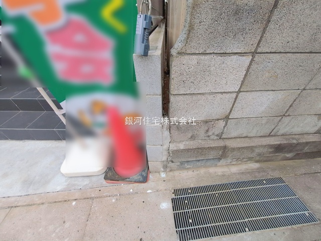 G00386067 埼玉県新座市石神３丁目 新築一戸建て 3880万円 土地面積89.84m² (約27.17坪) 建物面積97.60m² (約29.52坪) 間取り４ＬＤＫ 築年月2025年12月(築１年以内)【外観12】