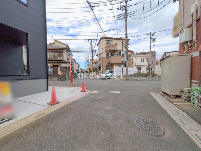 G00386067 埼玉県新座市石神３丁目 新築一戸建て 3880万円 土地面積89.84m² (約27.17坪) 建物面積97.60m² (約29.52坪) 間取り４ＬＤＫ 築年月2025年12月(築１年以内)【外観13】