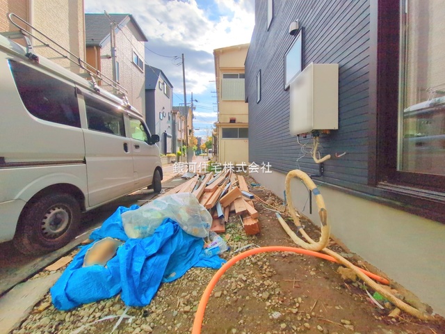 G00386069 東京都大田区上池台３丁目 新築一戸建て 8980万円 土地面積99.59m² (約30.12坪) 建物面積105.57m² (約31.93坪) 間取り３ＳＬＤＫ 築年月2025年12月(築１年以内)【外観15】