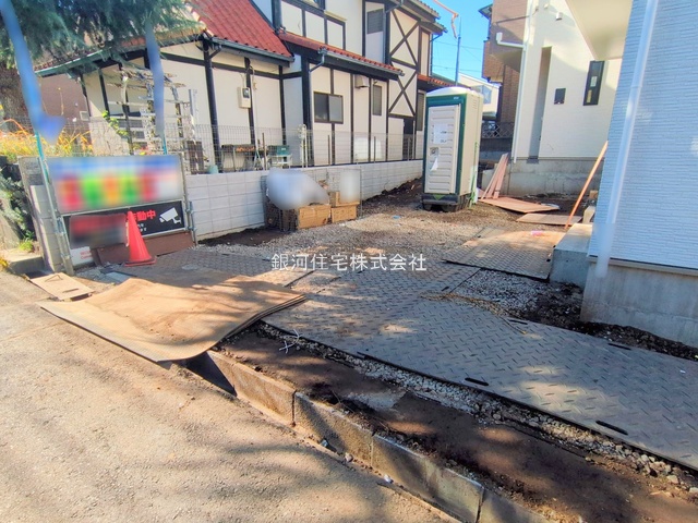 G00386082 東京都八王子市散田町２丁目 新築一戸建て 3790万円 土地面積102.15m² (約30.90坪) 建物面積79.90m² (約24.16坪) 間取り３ＬＤＫ 築年月2025年12月(築１年以内)【外観9】