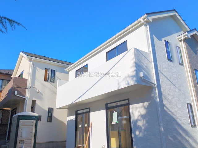 G00386082 東京都八王子市散田町２丁目 新築一戸建て 3790万円 土地面積102.15m² (約30.90坪) 建物面積79.90m² (約24.16坪) 間取り３ＬＤＫ 築年月2025年12月(築１年以内)【外観10】