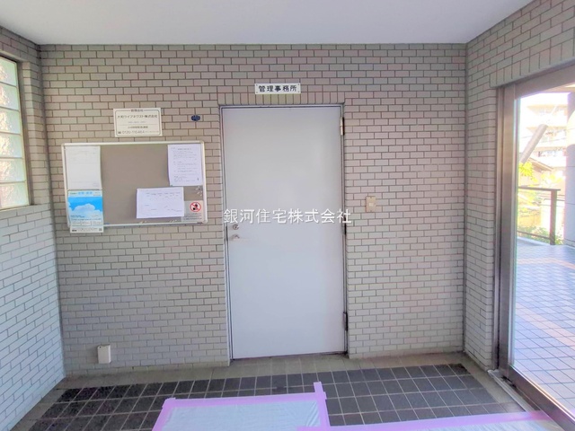 G00386103 神奈川県横浜市戸塚区秋葉町 中古マンション 1880万円 専有面積59.66m² (約18.04坪) 間取り２ＬＤＫ 所在階1階 築年月1992年01月(築33年)【外観12】