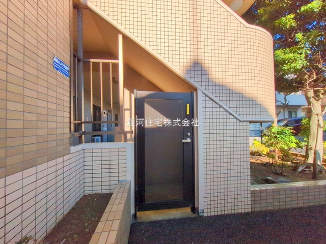 G00386104 千葉県市川市新井３丁目 中古マンション 5380万円 専有面積77.31m² (約23.38坪) 間取り４ＬＤＫ 所在階3階 築年月2000年03月(築25年)【外観8】