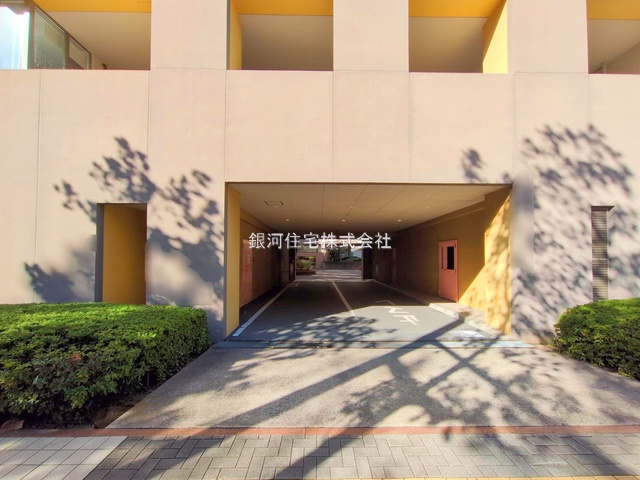 G00386320 千葉県千葉市美浜区打瀬１丁目 中古マンション 5899万円 専有面積90.01m² (約27.22坪) 間取り３ＬＤＫ 所在階2階 築年月1999年07月(築26年)【外観9】