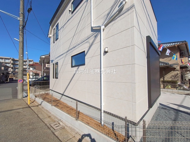 G00386408 千葉県習志野市東習志野６丁目 新築一戸建て 4488万円 土地面積120.95m² (約36.58坪) 建物面積105.09m² (約31.78坪) 間取り４ＬＤＫ 築年月2026年02月【外観10】