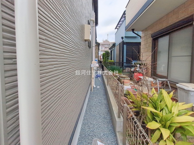 G00386418 千葉県船橋市夏見２丁目 新築一戸建て 5698万円 土地面積99.81m² (約30.19坪) 建物面積96.70m² (約29.25坪) 間取り３ＬＤＫ 築年月2026年01月(築１年以内)【外観7】