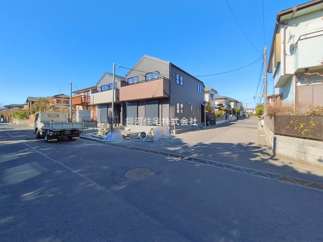 G00386436 千葉県千葉市美浜区磯辺１丁目 新築一戸建て 5290万円 土地面積94.77m² (約28.66坪) 建物面積94.77m² (約28.66坪) 間取り４ＬＤＫ 築年月2026年02月【外観3】